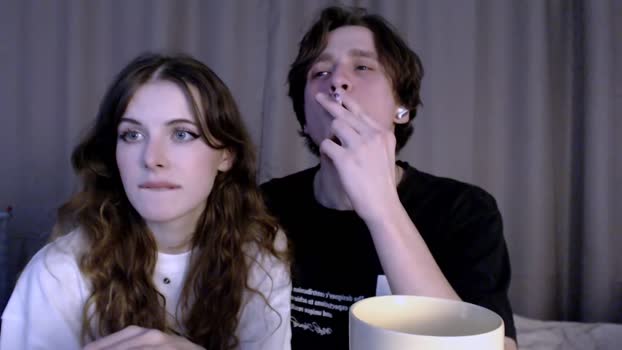 kitkatsweetspot Chaturbate Couple 31-12-2025