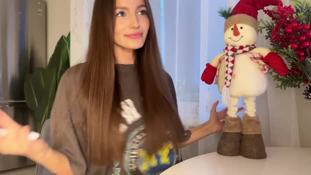xxx_leila Chaturbate Female 31-12-2025