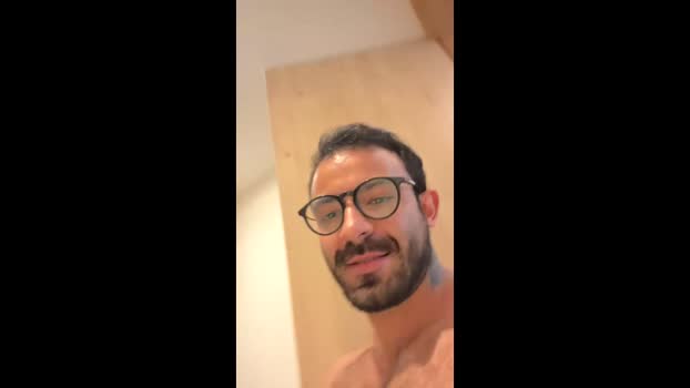 bryan352039 31-12-2025 video show