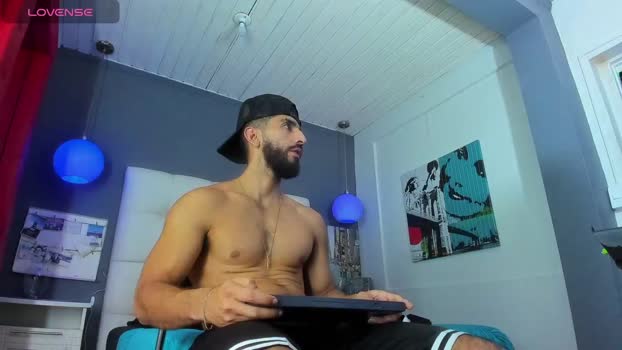 yiyo10_ 01-01-2026 video show