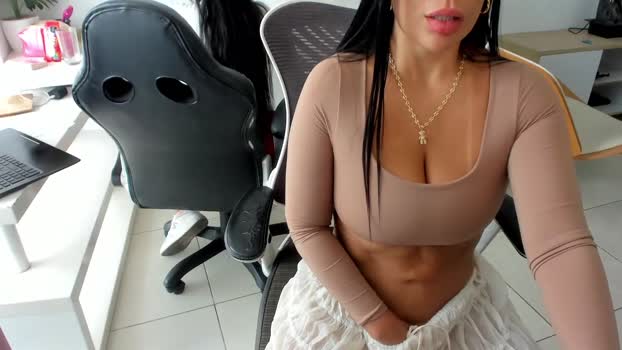 emillybrowm Chaturbate Couple 02-01-2026