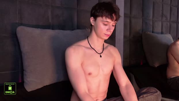 hugebangins_ 04-01-2026 video legs