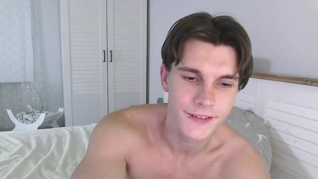 eric_crush 06-01-2026 video kiss