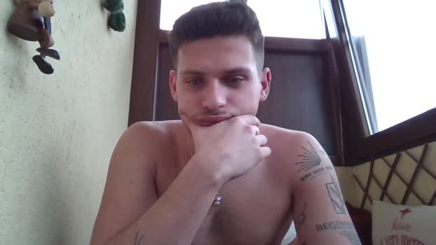 roberto_twink1 06-01-2026 video bigtoys
