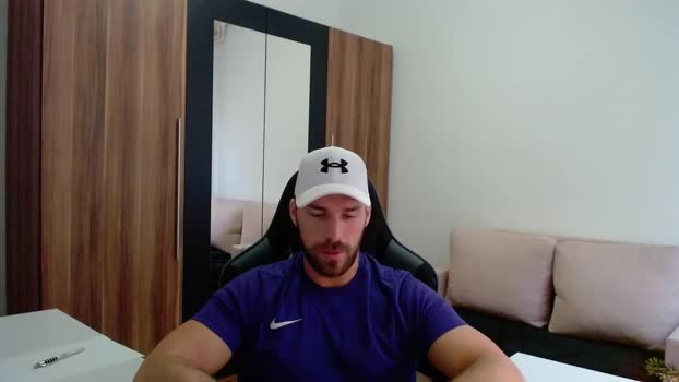 darius_94 13-01-2026 video kissing