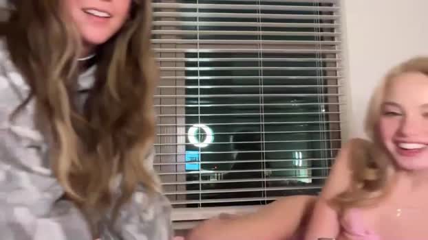 vixenvictoriaa Chaturbate Couple 16-01-2026