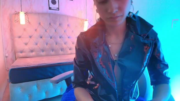 fieramadame Chaturbate Female 20-01-2026