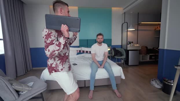 muscularfriend 30-01-2026 video Topless