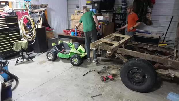 omfgy 31-01-2026 video kiss