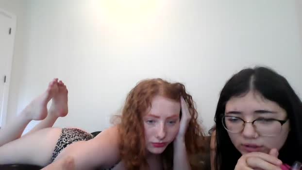 hellokitty2020luv Chaturbate Female 06-02-2026