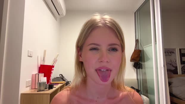 laraineprada Chaturbate Female 06-02-2026