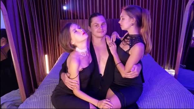 goddess_marylin Chaturbate Couple 11-02-2026