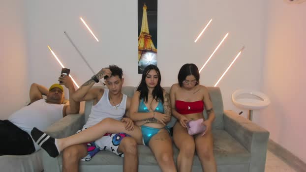nympho_nathy_sophi Chaturbate Couple 14-02-2026