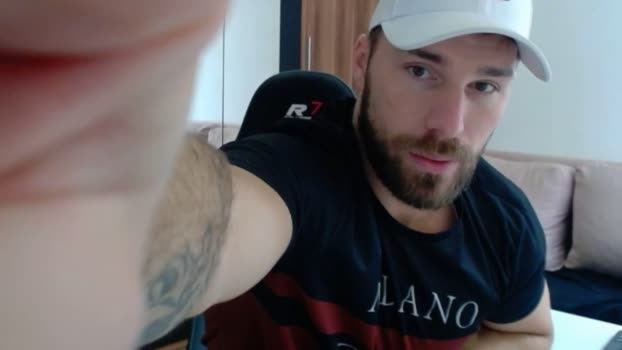 darius_94 15-02-2026 video legs