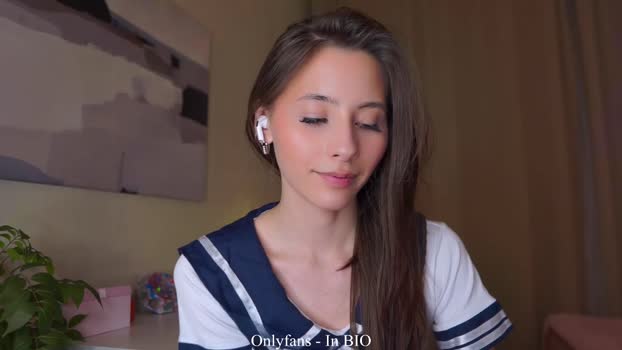falinecrosthwaite Chaturbate Female 15-02-2026