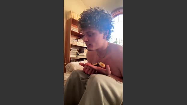 trey1raven 14-02-2026 video kiss