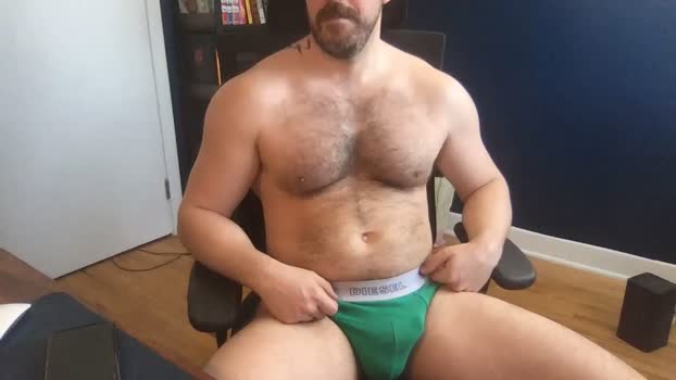 latenightlunch 18-02-2026 video orgasm