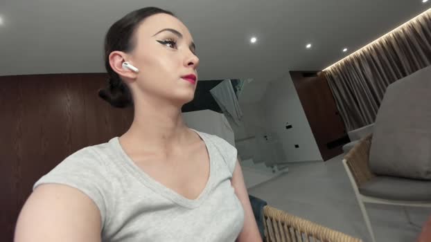 ehotlovea Chaturbate Female 22-02-2026