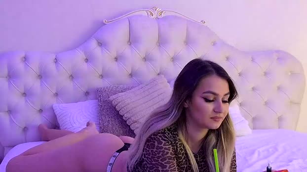 littleblondbunny Chaturbate Female 22-02-2026