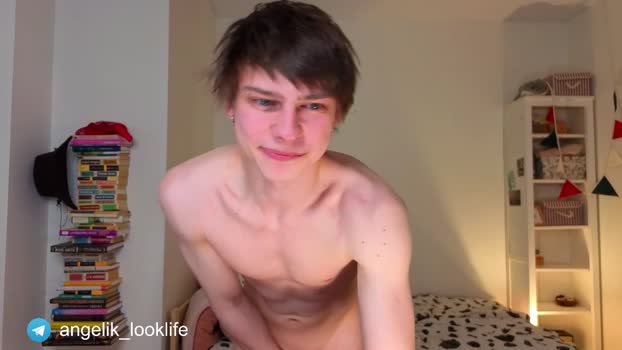 angelic_look 26-02-2026 video fingers