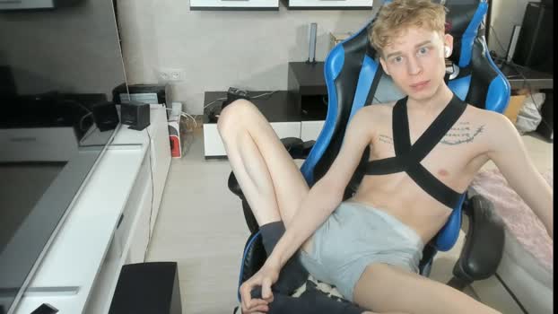 tuz94 18-03-2026 video horny