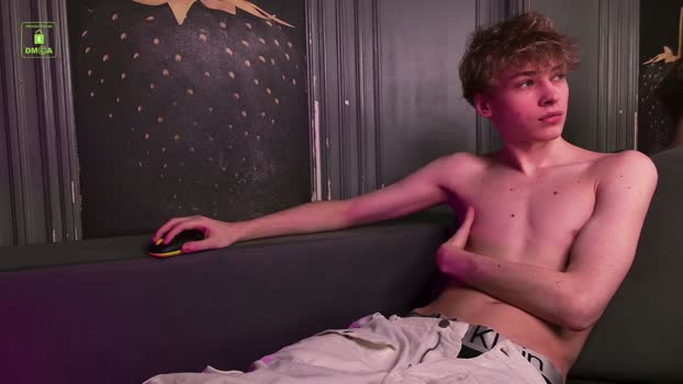 curlytwinkboy 25-03-2026 video strip