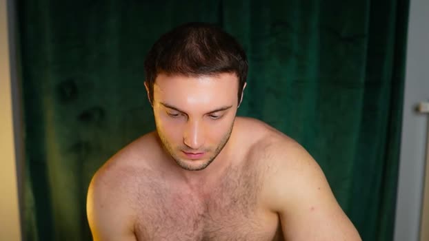 tom_fordd 29-03-2026 video kissing