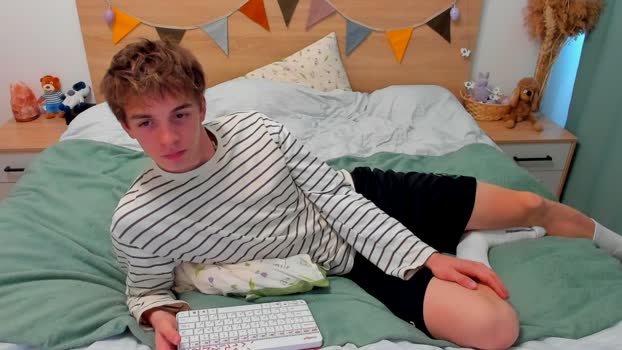 lanny_fandi 04-04-2026 video toy