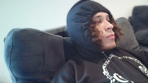 collegeitalian 13-04-2026 video Show