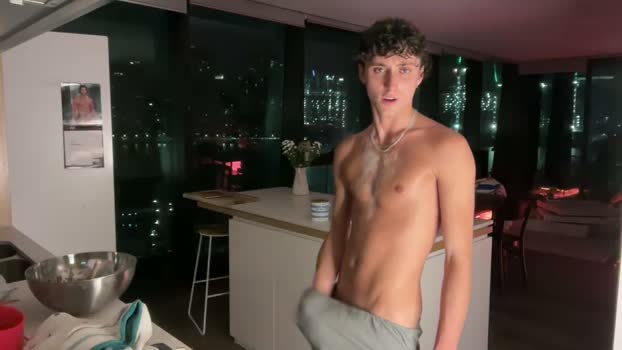 loves_leo 13-04-2026 video bigload