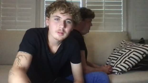 2hungboys 14-04-2026 video hardcore