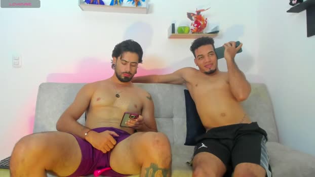 straight__friends 15-04-2026 video gay