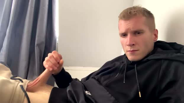 chosentwink 17-04-2026 video cute