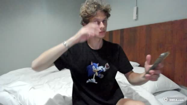 maxim_burn 17-04-2026 video orgasm