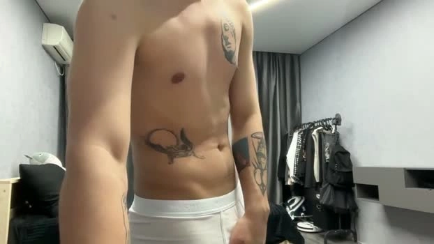 maxwoolf 19-04-2026 Gay Recording - bigdick squirt