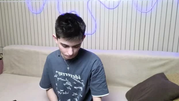 alexander_18_xxl 23-04-2026 Gay Recording - lovense jerking