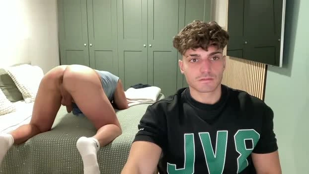 italianboy092 26-04-2026 Gay Recording - kissing jerking