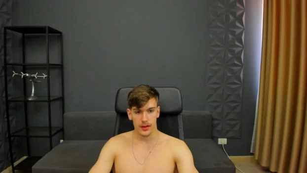 bradyflint 27-04-2026 Gay Recording - striptease sexy