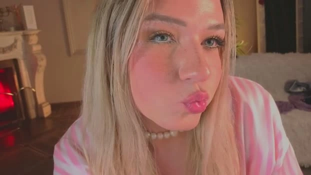 jes_solar 27-04-2026 Gay Recording - kiss sexykitty