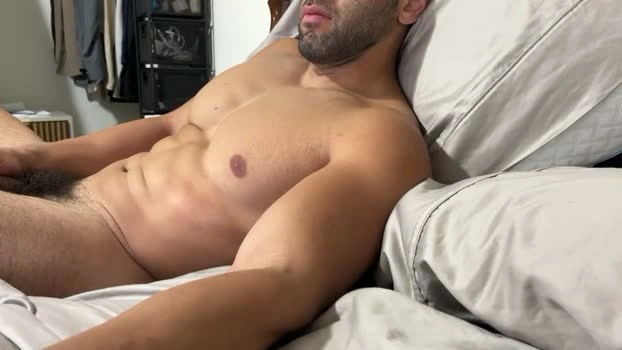 fitcurvyman4fun_69 30-04-2026 Gay Recording - naked kissing