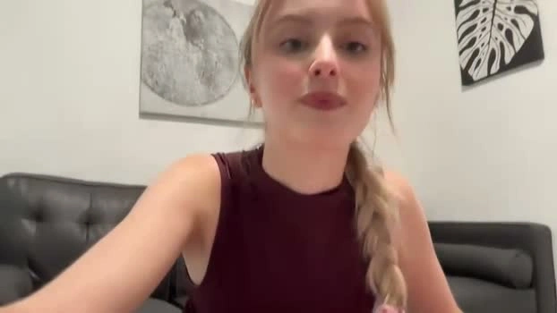 ellykeyofficial 02-05-2026 sexykitty spanking ass fingers Recording