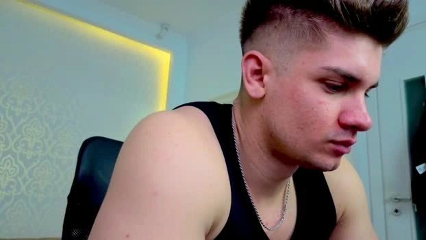 maxkaiden 04-05-2026 Gay Recording - kiss bigdick