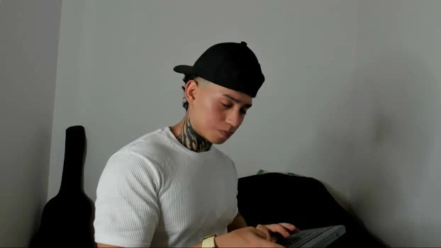 alessandro_wolf 06-05-2026 Gay Recording - fuckher hard