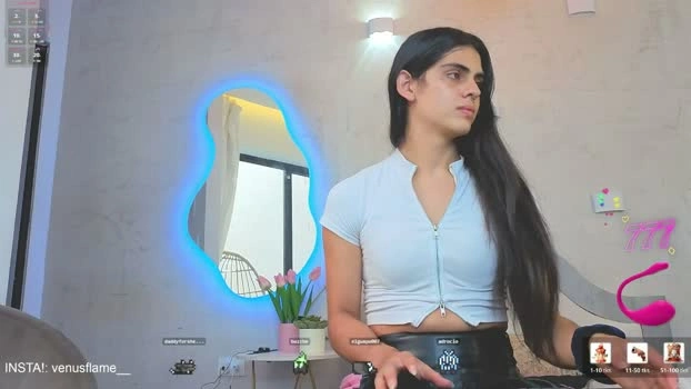 venus_flame 10-05-2026 Gay Recording - Topless fuckher