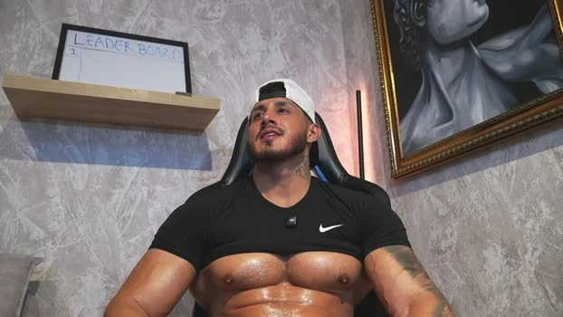erossteel 13-05-2026 Gay Recording - bigass beauty