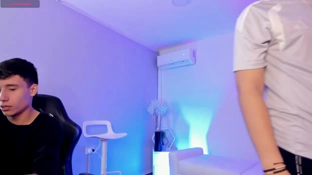 handsomeboys19 14-05-2026 Gay Recording - love naked