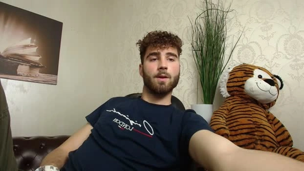 kyloeast 15-05-2026 Gay Recording - striptease gay
