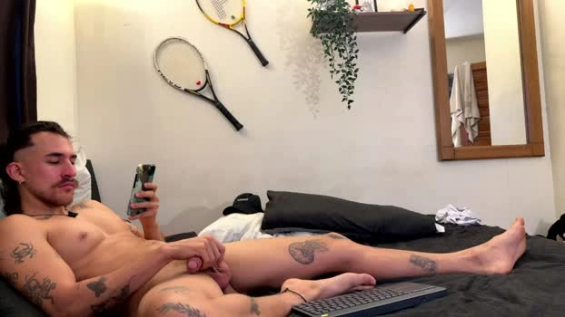 aaron_wheel 15-05-2026 Gay Recording - lick Cam