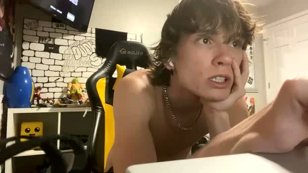 gavatr0n 16-05-2026 Gay Recording - juicy toy