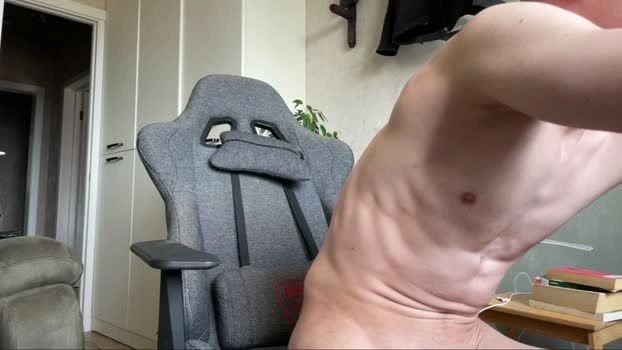 heey_nick 18-05-2026 Gay Recording - nude legs